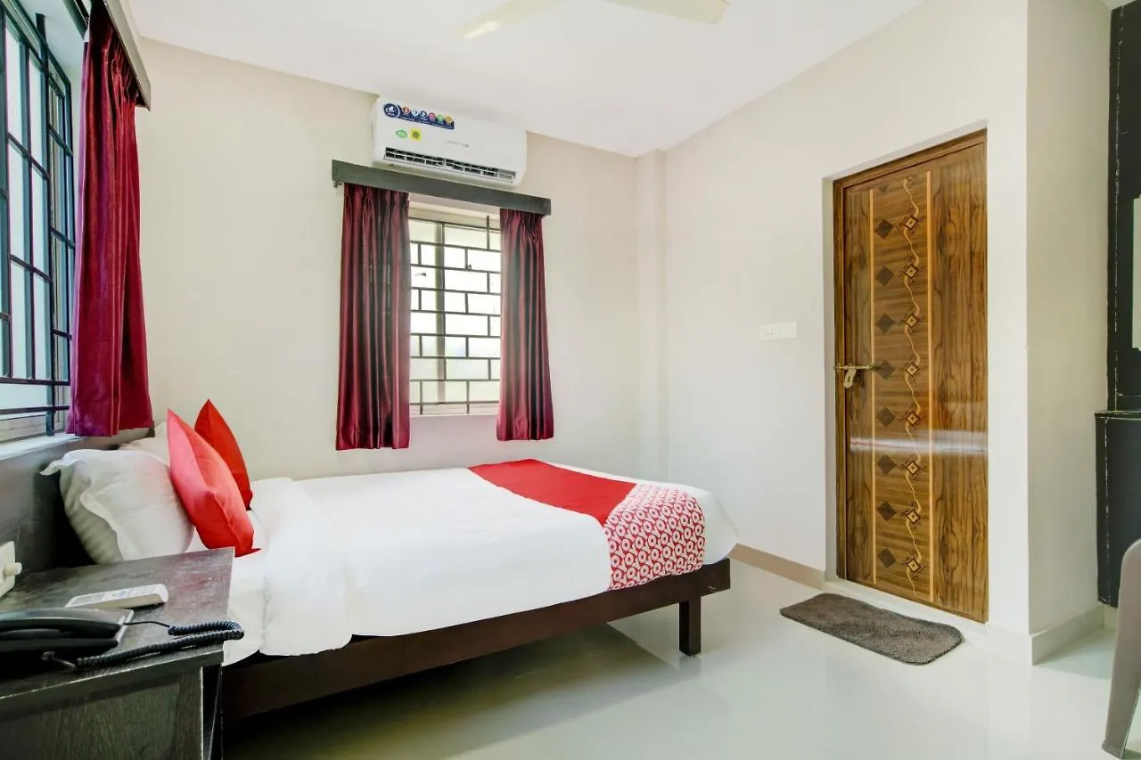 Flagship Saligram Residency Hotel Kochi