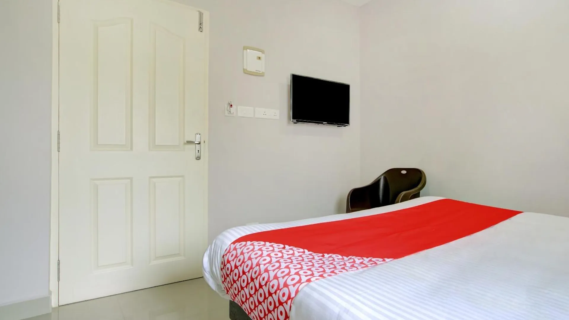 ***  Flagship Saligram Residency Hotel Kochi India